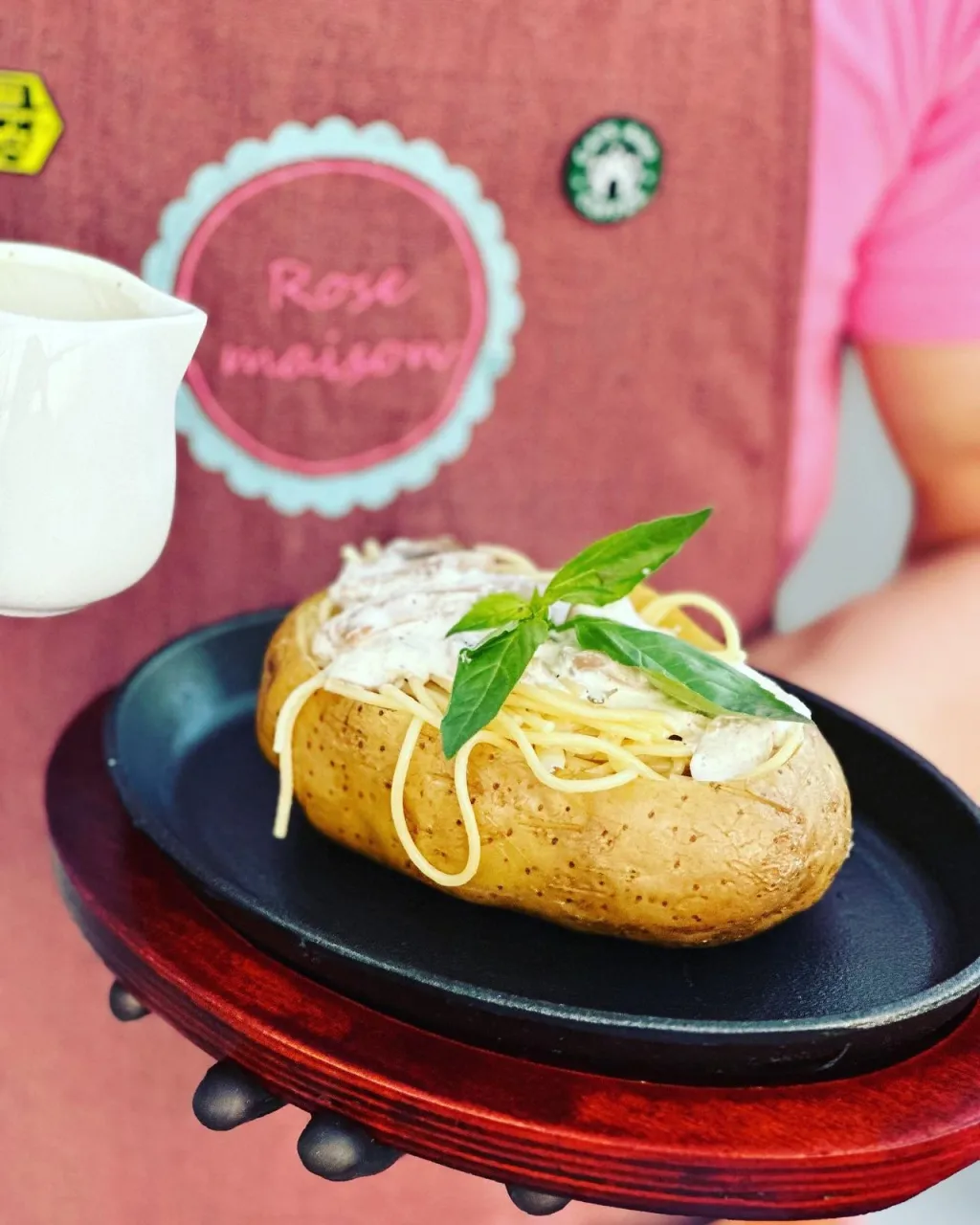 بريتش بوتيتو سباغيتي صلصة بيضاء بالفطر